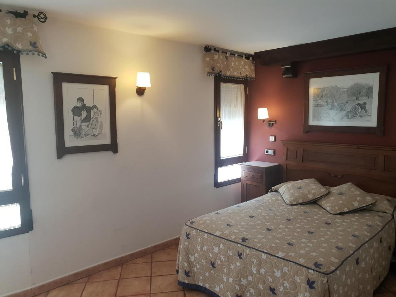 Hotel Hospederia Ana Pilar Porcuna Exteriér fotografie